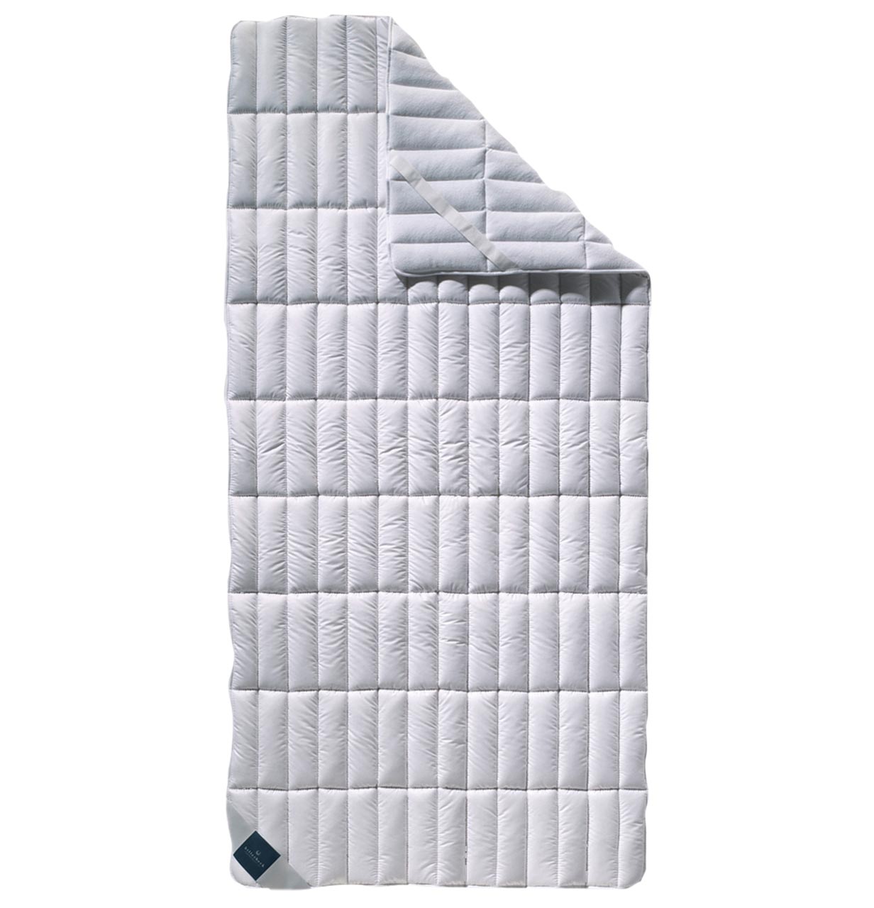 billerbeck Topper Variosan mattress topper with virgin sheep's wool filling and 2-sided cover made of jersey and jacquard ticking