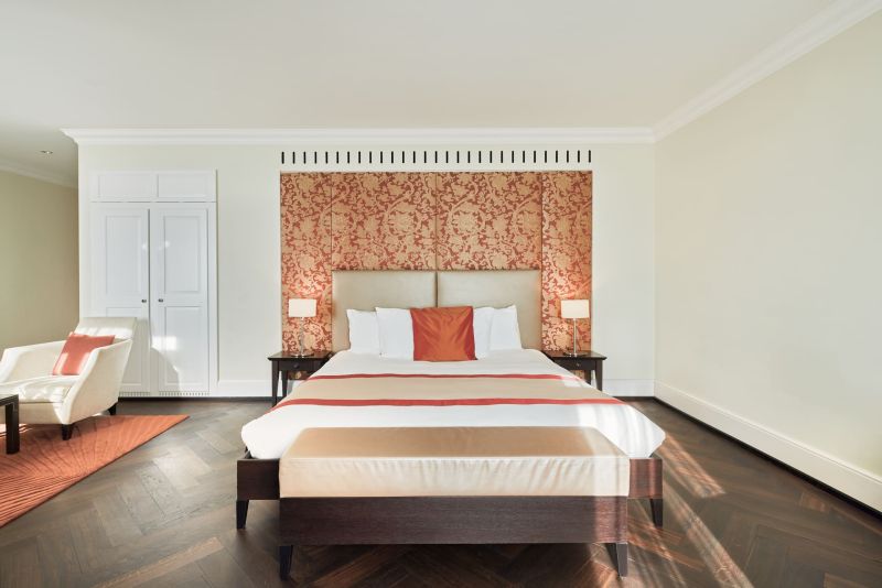 Junior-Suite-Superior_Main-Building_fullres_800x800