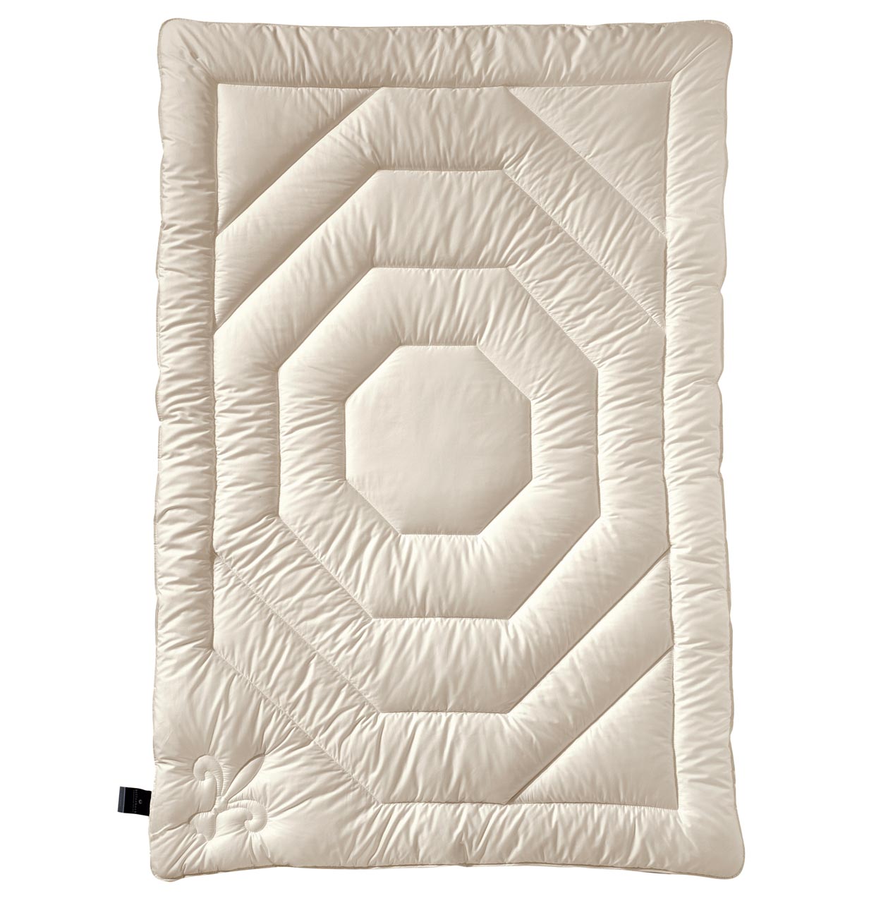 Concerto fibre duvet from billerbeck with octagonal quilting, size 135x200 cm